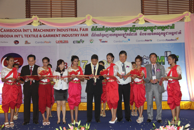 日本有名的大胃王<em>妹纸</em>_吃<em>不胖</em>的大胃王<em>妹子</em>_