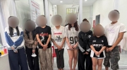 金边多名网红在咖啡馆斗殴，8人被捕！（附视频）