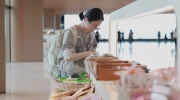 德崇国际机场这两样柬埔寨零食，竟是国际游客最爱！