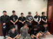 金边警方突袭公寓 抓获48名涉网络诈骗嫌疑人