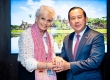 英国电视明星称赞柬埔寨是“一个美妙的旅游胜地”