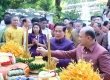 柬新年首日：副首相洪玛尼现身塔仔山，主持迎仙仪式
