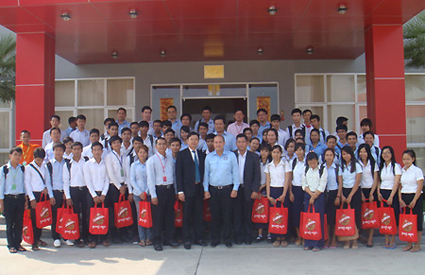 柬啤酒公司奖学金