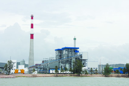 首座火电厂发电