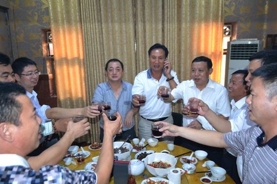 加强交流促商机 同谋发展铸鸿途  柬湖南商会和国外兄弟社团聚首金边