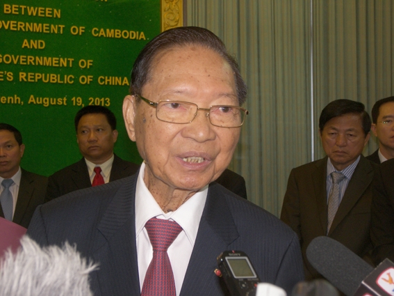 柬“后大选”时期各行业经济平稳运行  吉春：预计今年经济增长7.6%左右