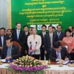 保证工资实数发放强化公共财政管理 柬政府决定通过金融体系为公务员发薪 ...
