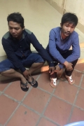 2非法藏匿武器者被抓