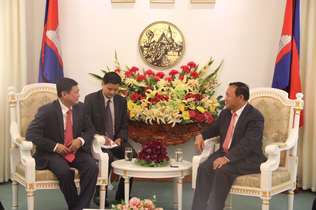 胡志明副市长拜会金边市长。