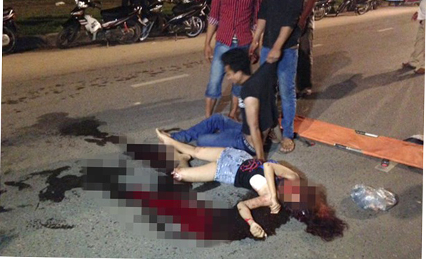 女子的头部撞击路面，当场惨死。