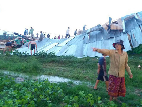 本月第一周，风灾造成多处建筑物受到破坏。 （柬埔寨星洲日）