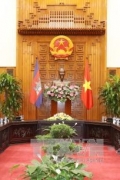 越南领导人会见柬埔寨参议院第一副主席奈北纳