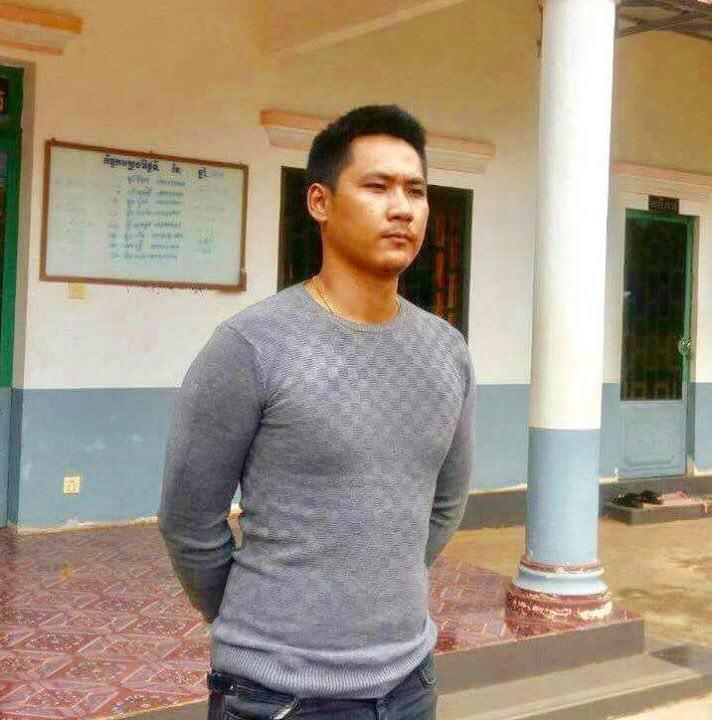 男子涉及于2013年上载歌唱视频诅咒及侮辱洪森总理而被逮捕。 （图：柬埔寨星洲日报）