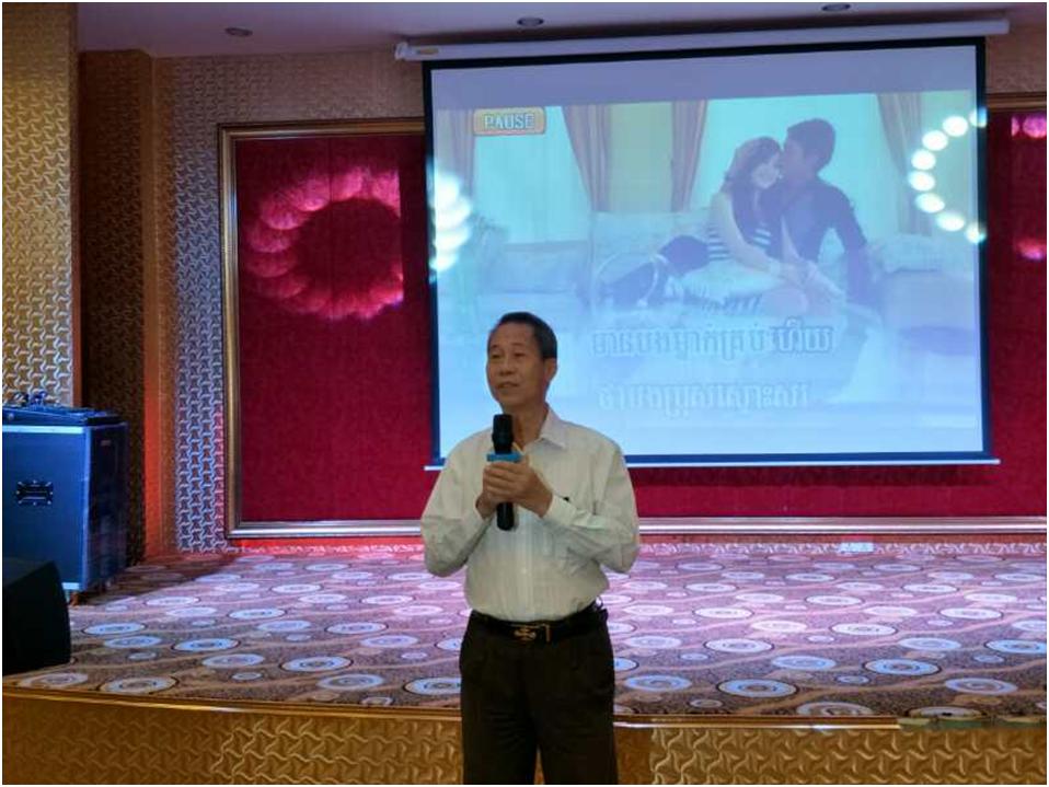 罗世兴会长致词。