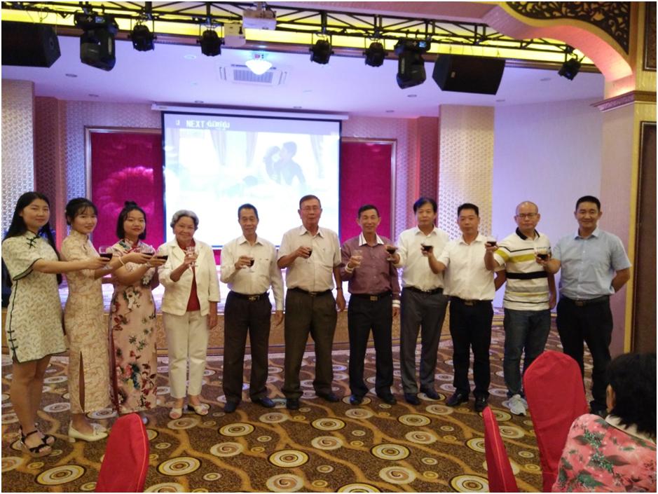 双节联欢会於上週六举行。