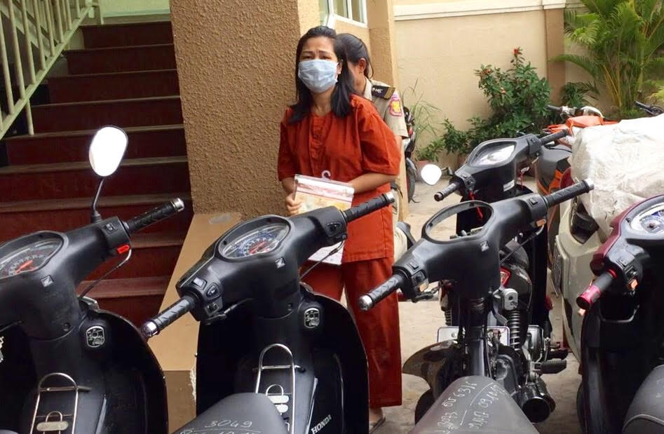 旅行社女东主鲁斯雷烈被法官裁定诈骗罪名成立。