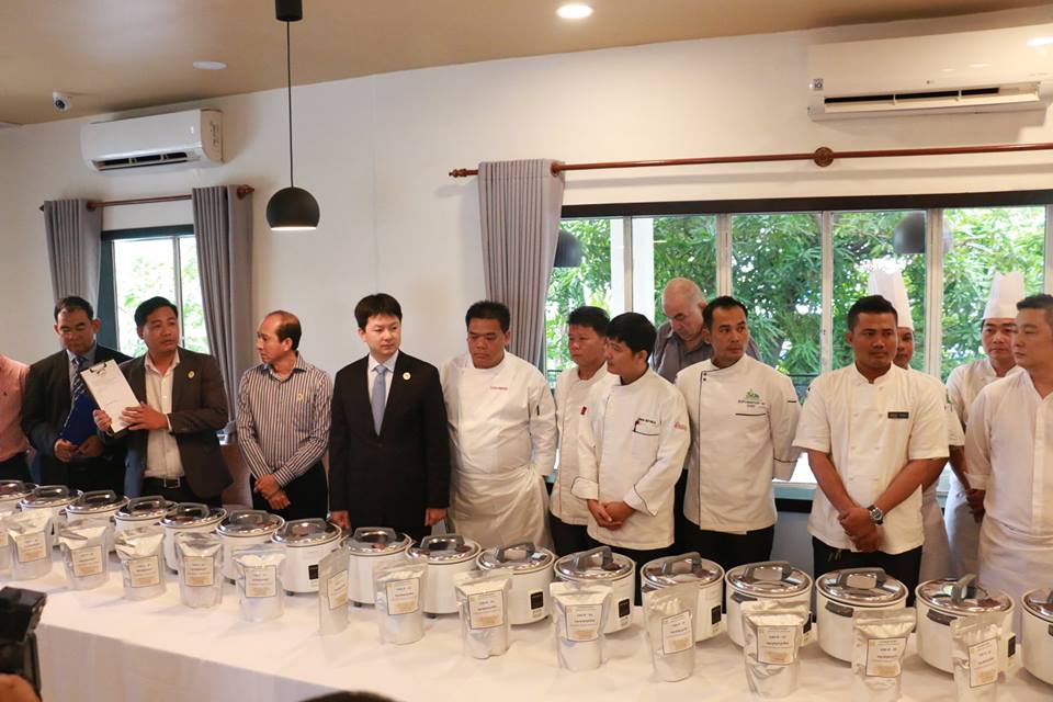 今年共有23种大米报名参赛。