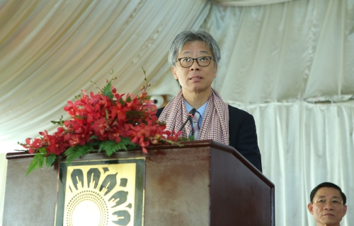 世界中文报业协会萧世和宣布大会开会。