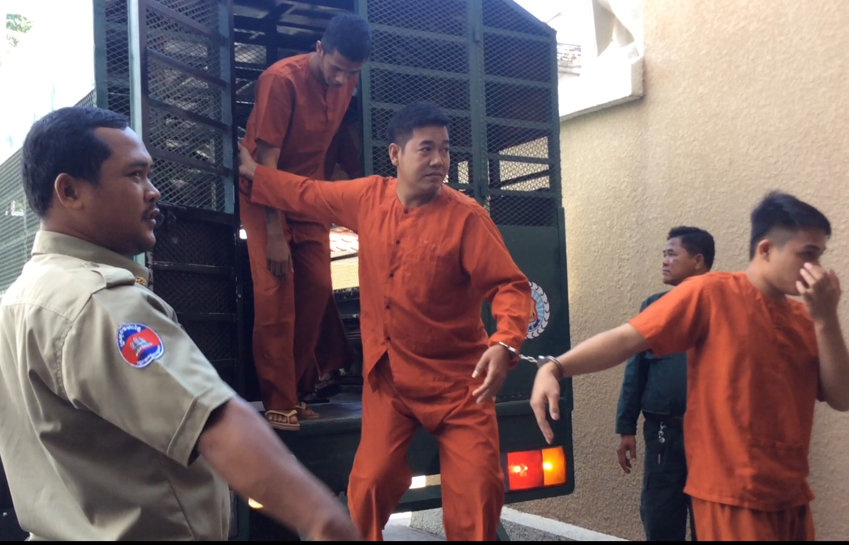 涉及勒索案的内政部打击经济犯罪局官员。