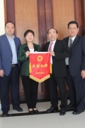 中国侨联代表团访问柬华总会