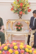 越南国防部副部长阮志咏拜访洪森总理 洪森：携手前行共同防止“颜色革命” ...