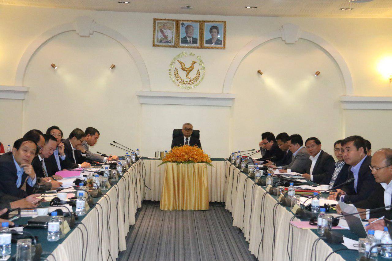 财经部长主持会议，商讨我国稻米产业发展及其面临问题。