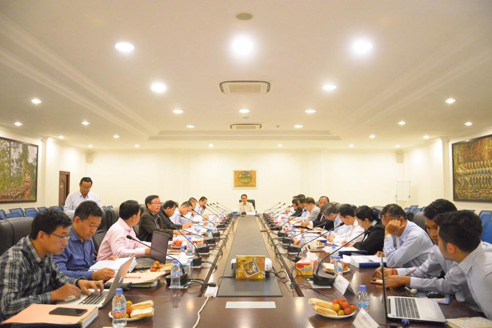 环保部召开会议，要求建材制造商重视环保。