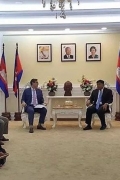 美国帮助柬埔寨培训护林员