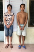 一群中国人在工地发生暴力，造成一名工人受伤，逮捕2人和4人逃跑，因为钱财问题 ...
