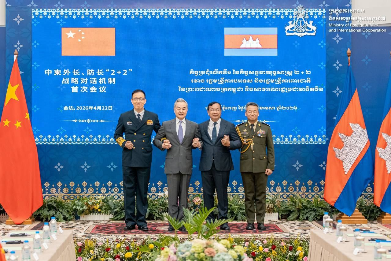 柬中同意将“2+2”对话机制升级为“3+3”机制