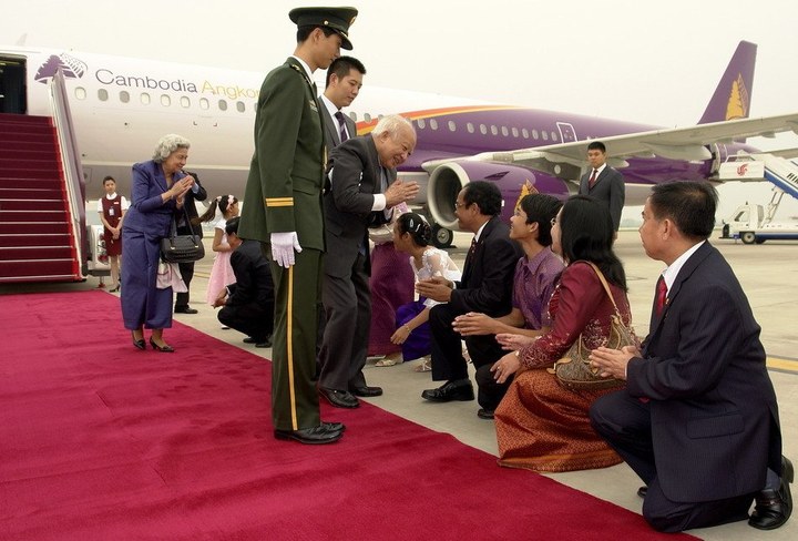 2009年9月3日，西哈努克抵达北京首都国际机场。