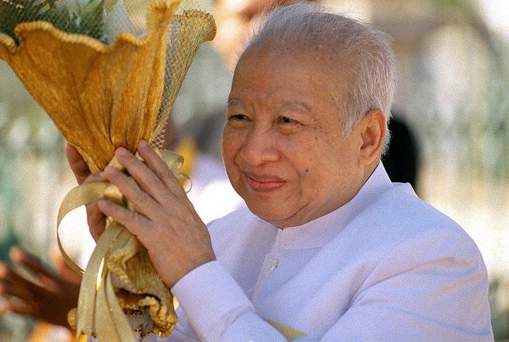 2012年10月15日，柬埔寨前国王西哈努克在北京去世，享年90岁。