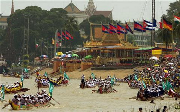 480-khmer-water-festival-ap1.jpg